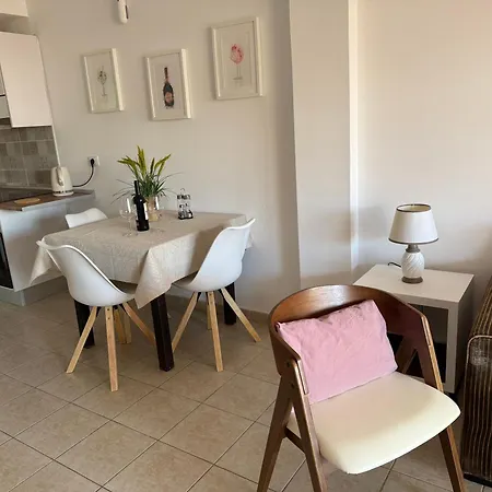 Esmeralda 15 Apartman *